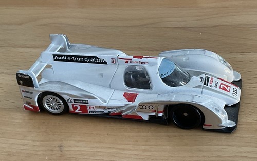 Audi tron le mans 2011 - 18, e-tron